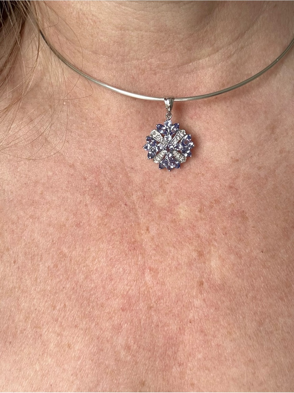 Elegant 10k white gold  tanzanite and diamond Pendant